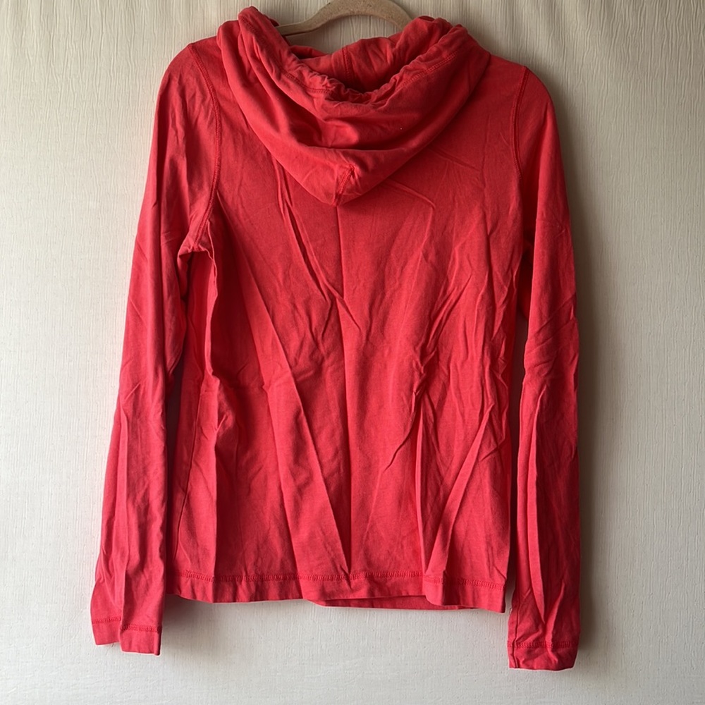 Hollister long sleeve with a hood - Picture 5 of 7